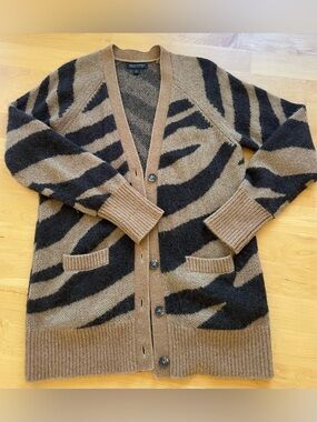 Banana Republic Two-Tone Knit Cardigan in Tan and Brown